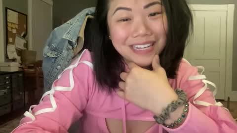 HoneySunshineNeko online show from March 17, 12:15 am