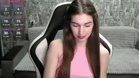 Nancy online show from October 16, 2:07 pm