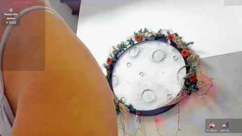 honnyy_23 online show from December 16, 7:41 pm