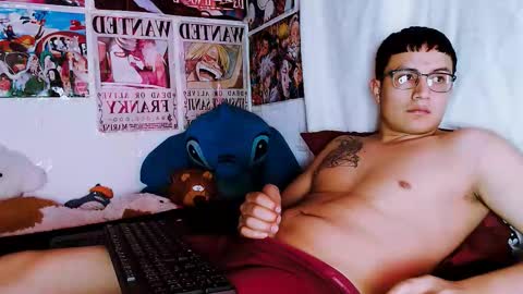 Snapshot of honter20 chatting on September 9, 12:43 am robiin online show from September 9, 12:43 am