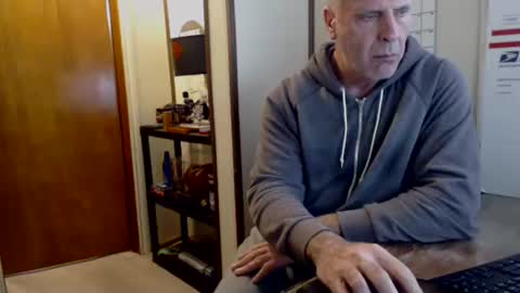 Snapshot of hoosierdadddy4u chatting on April 5, 1:19 pm Jayson online show from April 5, 1:19 pm