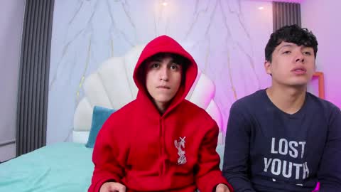 hoot_booys_ online show from April 5, 8:50 pm