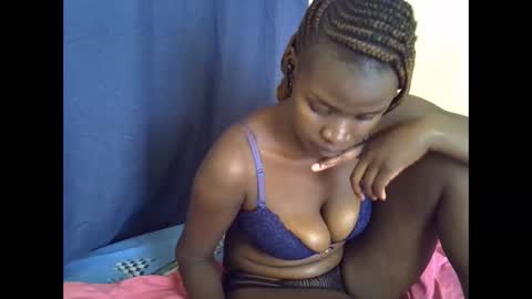 Snapshot of hope_terry chatting on March 1, 12:12 pm hope_terry online show from March 1, 12:12 pm