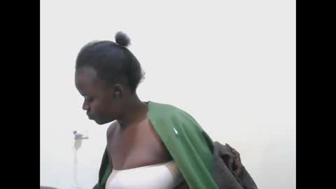 Snapshot of hope_terry chatting on October 30, 7:25 pm hope_terry online show from October 30, 7:25 pm