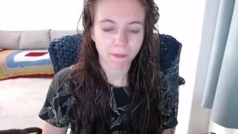 Snapshot of hope_xo chatting on May 31, 9:49 pm Hope online show from May 31, 9:49 pm