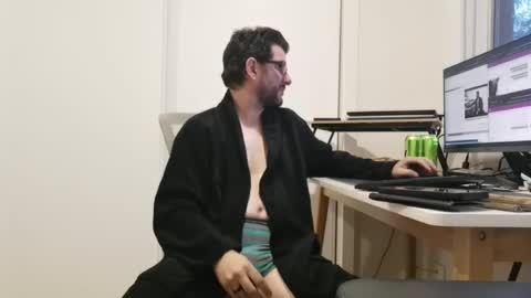 Snapshot of hopefulguy86 chatting on June 19, 7:12 am hopefulguy86 online show from June 19, 7:12 am