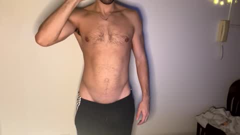 Snapshot of hornboy43 chatting on January 6, 7:50 pm Oliver Saints online show from January 6, 7:50 pm