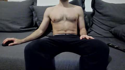 Snapshot of hornboy43 chatting on February 16, 9:22 pm Oliver Saints online show from February 16, 9:22 pm