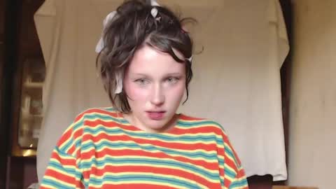 Snapshot of horndemonroxy chatting on May 26, 4:47 pm Roxy online show from May 26, 4:47 pm