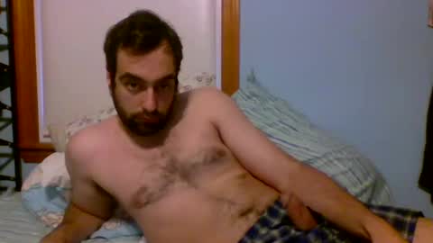 Snapshot of hornemike127 chatting on December 24, 9:22 pm hornemike127 online show from December 24, 9:22 pm