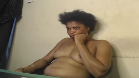 horny4bum online show from February 8, 3:00 pm