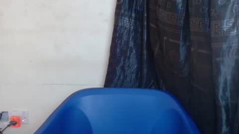 horny4bum online show from February 22, 8:18 am