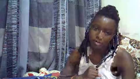 Snapshot of horny_baddie18 chatting on May 31, 5:09 pm Leila online show from May 31, 5:09 pm
