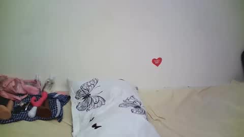 cutiey online show from April 20, 6:31 pm