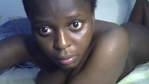Snapshot of horny_ebony546069 chatting on December 16, 7:00 pm horny_ebony546069 online show from December 16, 7:00 pm