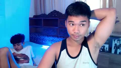 horny_joshxxx online show from April 14, 7:42 pm