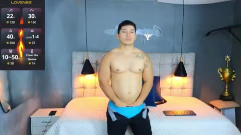 Snapshot of horny_nick18 chatting on September 25, 2:43 pm horny_nick18 online show from September 25, 2:43 pm