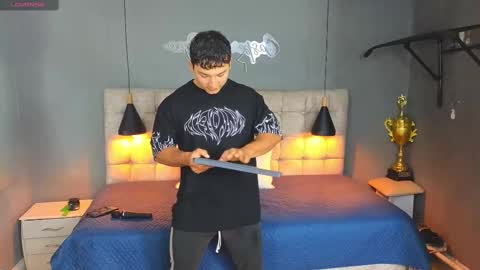 Snapshot of horny_nick18 chatting on October 8, 11:30 am horny_nick18 online show from October 8, 11:30 am