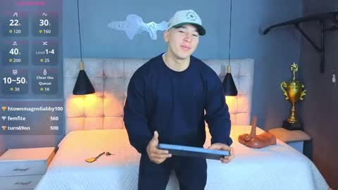 Snapshot of horny_nick18 chatting on October 11, 12:26 pm horny_nick18 online show from October 11, 12:26 pm
