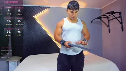 horny_nick18 online show from April 1, 11:44 am