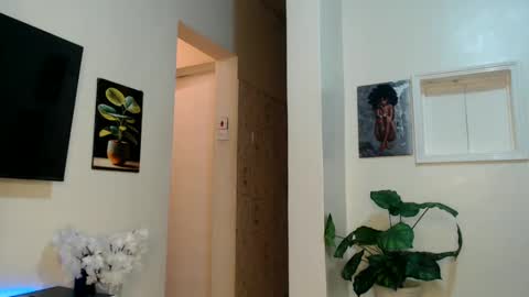 horny_princcess online show from January 1, 9:17 am