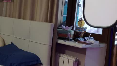 Horny Svinka online show from April 13, 1:16 pm