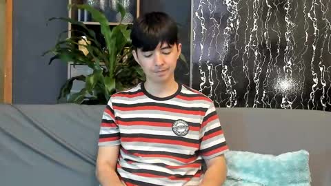 Alex and Camilo online show from September 28, 8:36 pm