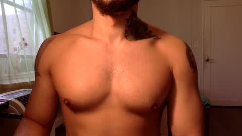Snapshot of hornybbcxx chatting on January 1, 7:21 pm hornybbcxx online show from January 1, 7:21 pm