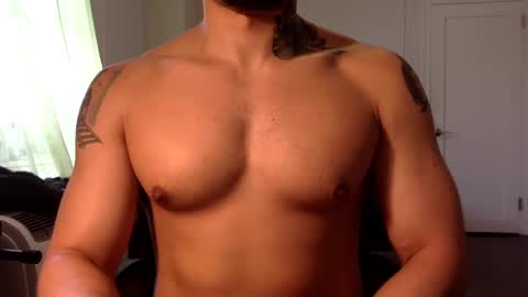 Snapshot of hornybbcxx chatting on February 9, 7:09 pm hornybbcxx online show from February 9, 7:09 pm