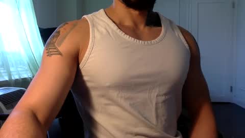 Snapshot of hornybbcxx chatting on February 10, 6:24 pm hornybbcxx online show from February 10, 6:24 pm