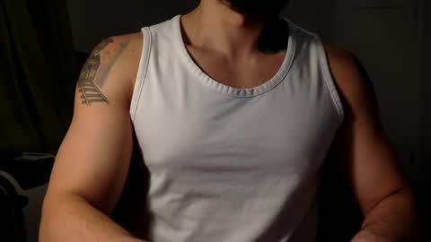 Snapshot of hornybbcxx chatting on February 10, 11:34 pm hornybbcxx online show from February 10, 11:34 pm