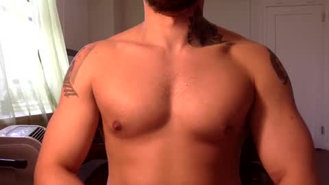 Snapshot of hornybbcxx chatting on February 20, 8:36 pm hornybbcxx online show from February 20, 8:36 pm