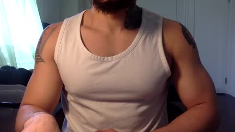 Snapshot of hornybbcxx chatting on February 25, 4:31 pm hornybbcxx online show from February 25, 4:31 pm