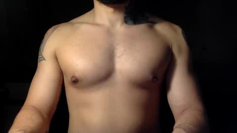 Snapshot of hornybbcxx chatting on February 26, 4:14 am hornybbcxx online show from February 26, 4:14 am