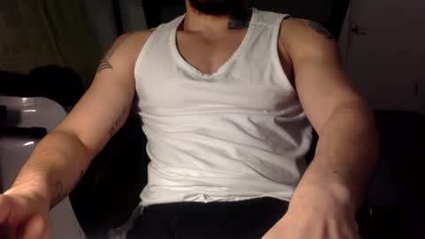 Snapshot of hornybbcxx chatting on March 2, 12:53 am hornybbcxx online show from March 2, 12:53 am