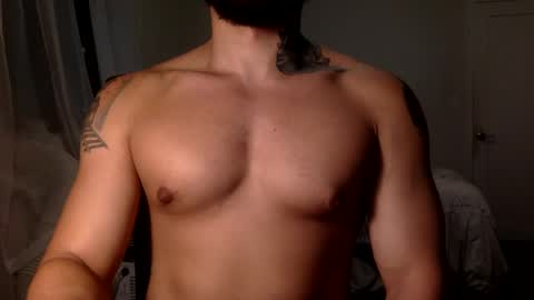 Snapshot of hornybbcxx chatting on October 7, 1:14 am hornybbcxx online show from October 7, 1:14 am