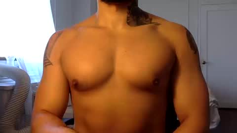 Snapshot of hornybbcxx chatting on October 15, 5:46 pm hornybbcxx online show from October 15, 5:46 pm
