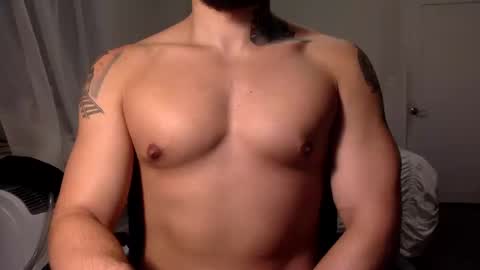 Snapshot of hornybbcxx chatting on October 19, 12:55 am hornybbcxx online show from October 19, 12:55 am