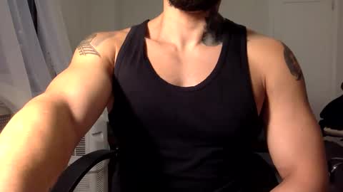 Snapshot of hornybbcxx chatting on November 21, 9:46 pm hornybbcxx online show from November 21, 9:46 pm