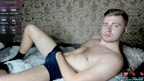 Max online show from November 11, 1:11 pm