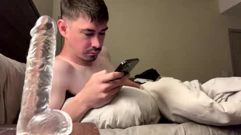 Justin 7 inches online show from November 15, 6:26 pm