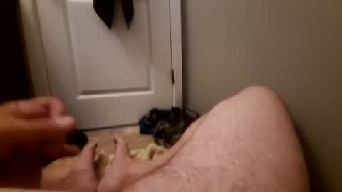 Snapshot of hornychubby8899 chatting on June 30, 7:04 pm hornychubby8899 online show from June 30, 7:04 pm
