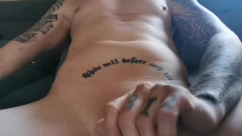 Snapshot of hornydeutsch chatting on June 14, 6:10 pm hornydeutsch online show from June 14, 6:10 pm