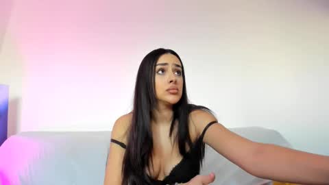 Emma online show from December 20, 8:49 am