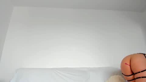 Emma online show from February 5, 12:06 pm