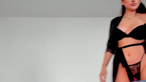 Emma online show from April 24, 8:17 am