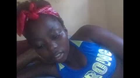 hornygal001 online show from December 14, 6:56 am