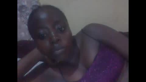 Snapshot of hornygal001 chatting on January 6, 3:19 pm hornygal001 online show from January 6, 3:19 pm