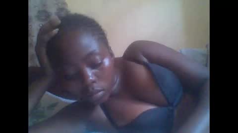 Snapshot of hornygal001 chatting on January 20, 10:40 am hornygal001 online show from January 20, 10:40 am