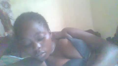 hornygal001 online show from February 5, 6:13 am